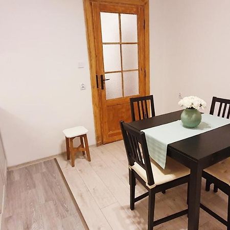 Separated Kitchen, Fast Internet Aleja 3 Maja 2M80 Varšava Exteriér fotografie